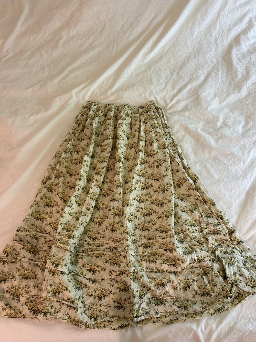 Doen Floral Tiered Maxi Skirt in Sage and Cream